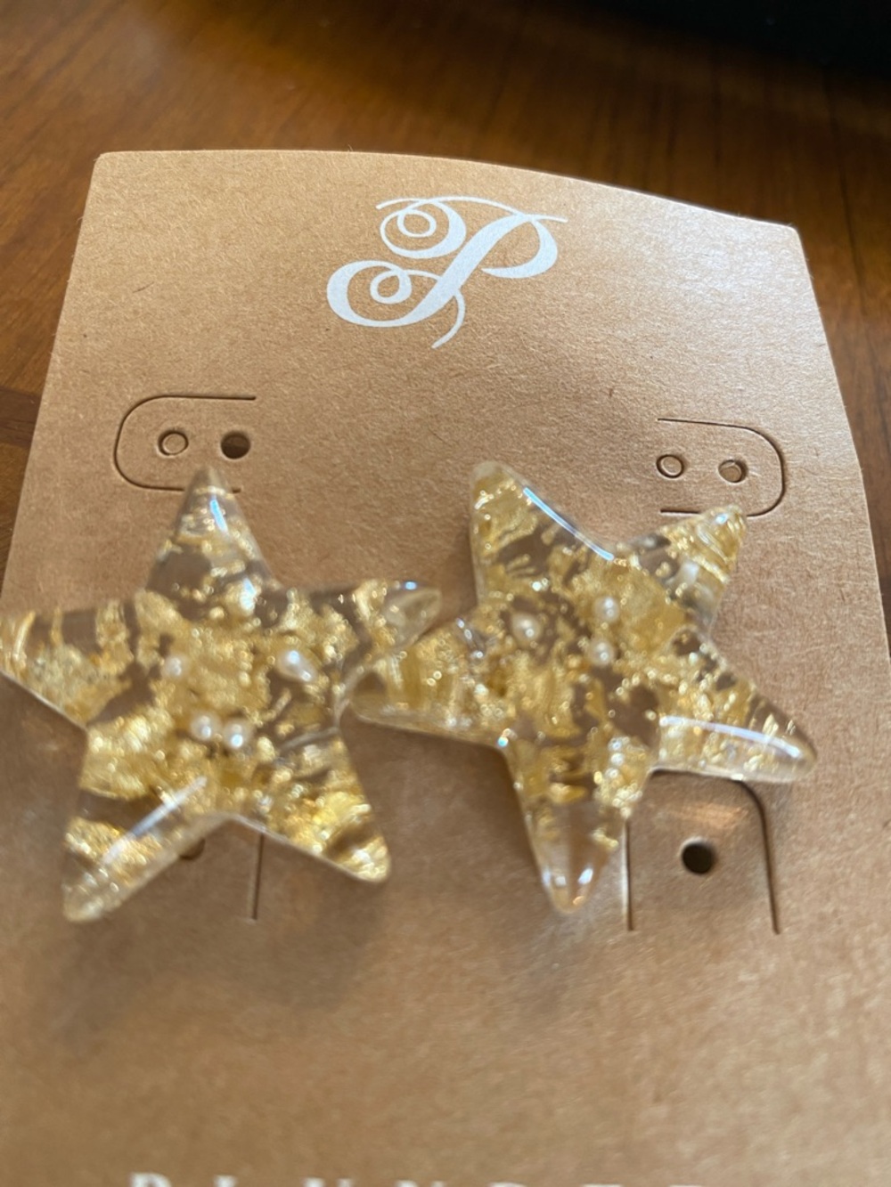 Gold Star Resin Earrings - Elegant Sparkle